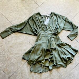 Billy J Satin Mini Dress, Size 2 (6 AUS)